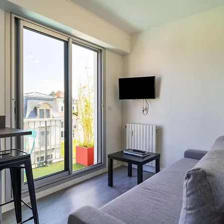Renove Avec Balcon, Quartier Saint Charles, A 800m De La Du Miramar - Fr-1-3-465 아파트 비아히쯔
