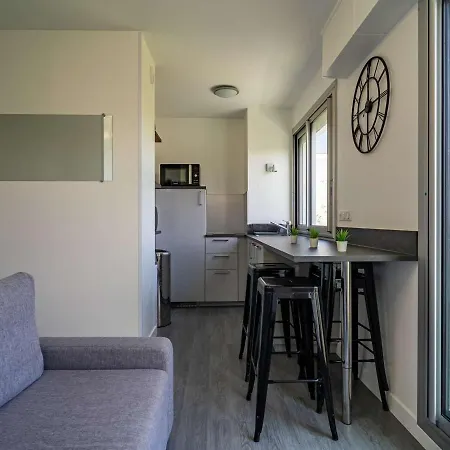 Lägenhet Renove Avec Balcon, Quartier Saint Charles, A 800m De La Du Miramar - Fr-1-3-465 Biarritz